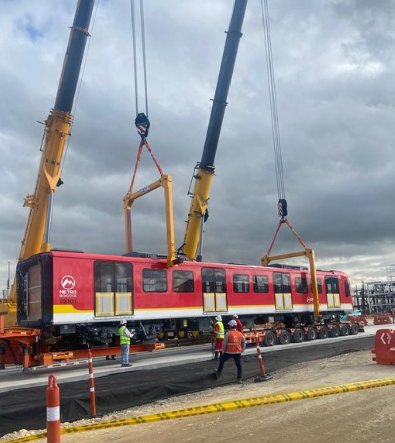 Llegan a Bogotá los primeros vagones del Metro