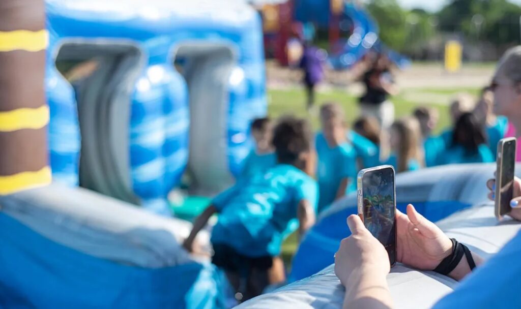 Niño muere en extrañas circunstancias durante su fiesta de cumpleaños