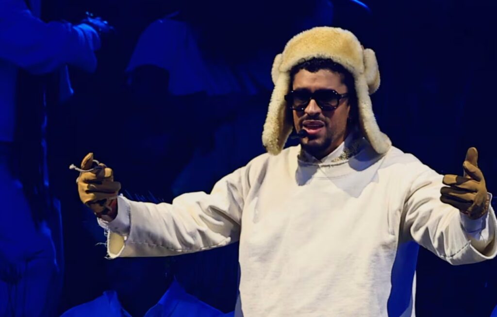 Bad Bunny montará show del entretiempo en el Superbowl 2026