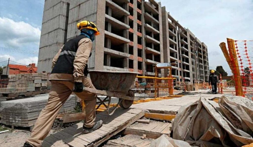 La mayoría de transacciones en los segmentos dirigidos a población de menores ingresos. Foto: Compensar