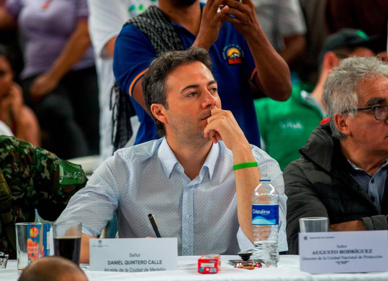 ¿Qué pasará con los votos de Daniel Quintero en la consulta del Pacto Histórico?