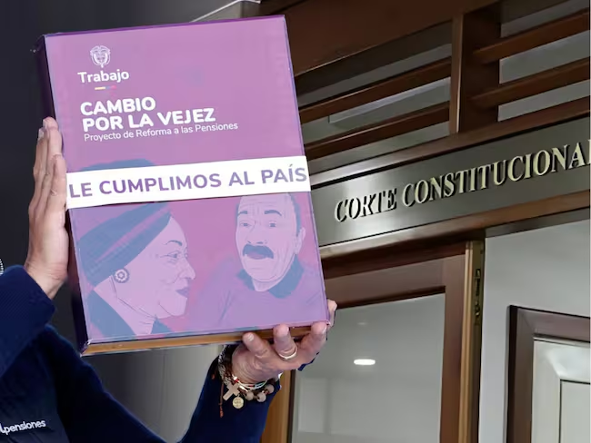La Cámara de Representantes entregó a la Corte Constitucional las actas de las sesiones Foto: wradio