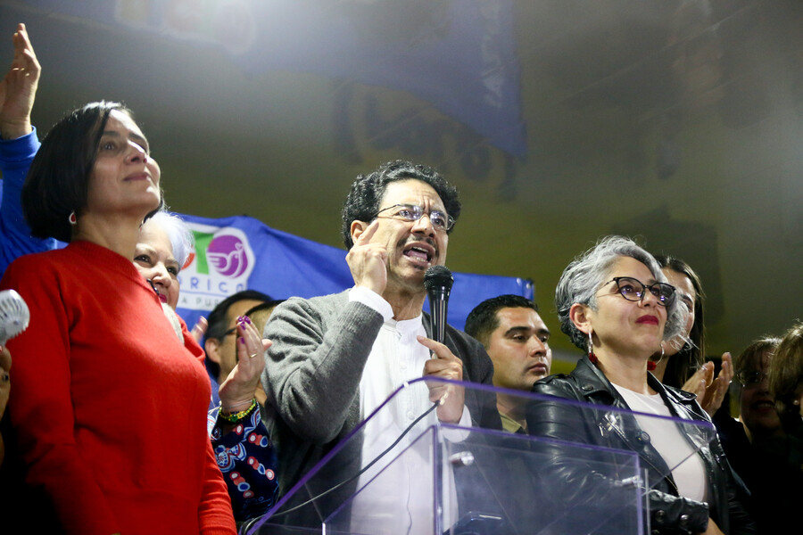 Iván Cepeda gana consulta del Pacto Histórico y se convierte en candidato presidencial del petrismo