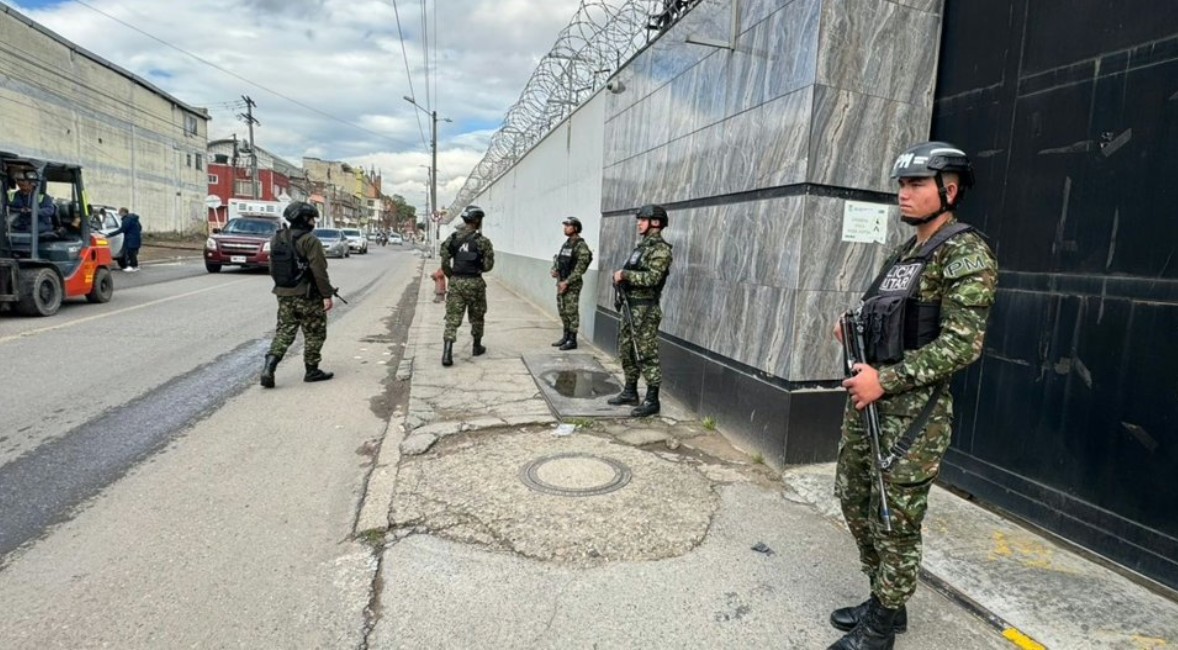 Ataque sicarial contra guardianes del Inpec en Bogotá deja un muerto y dos heridos