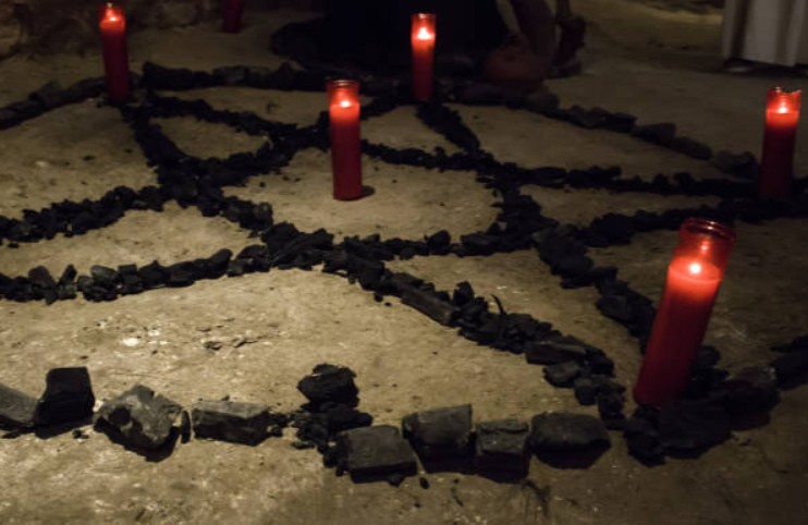 Madre e hija fueron capturadas por matar y quemar a un perro en medio de un ritual satánico en Sincelejo