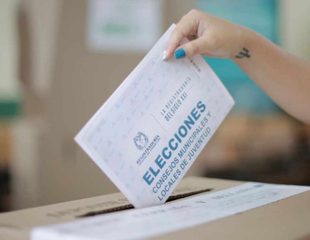 CNE lanza innovadora plataforma virtual para formar a jóvenes en liderazgo y participación ciudadana