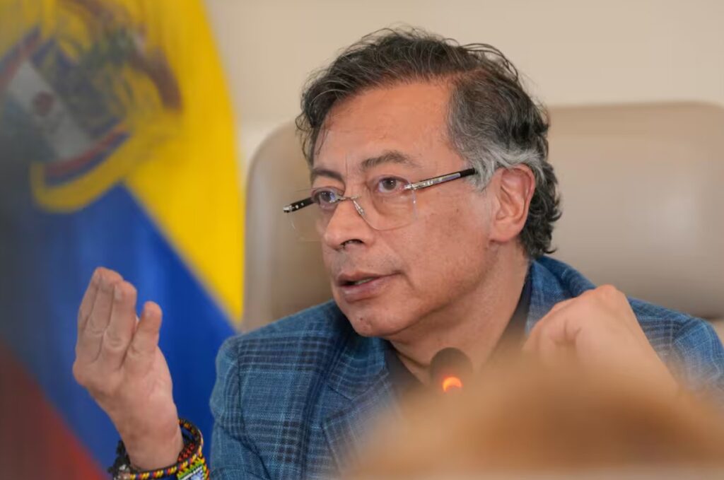 Jueces y magistrados rechazan pronunciamiento de Petro sobre fallo que absolvió a Álvaro Uribe