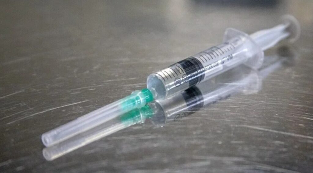 Bogotá emite alerta sanitaria por efectos adversos de un anestésico importado desde la India