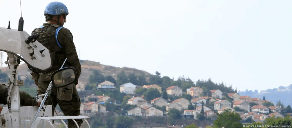 Cascos azules de la ONU patrullando frente a la ciudad israelí de Metulla en una imagen de archivo. Foto: picture alliance / Xinhua News Agency