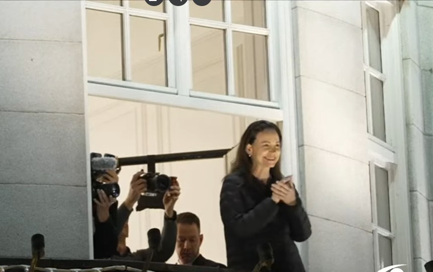 María Corina Machado llegó a Oslo tras una épica travesía desde Venezuela