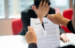 Renunciar con indemnización en Colombia: cuándo el trabajador puede terminar el contrato por culpa del empleador