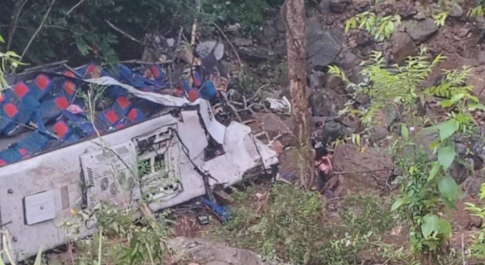 Tragedia en salida escolar: deja 17 muertos y 20 heridos tras accidente de tránsito en Antioquia