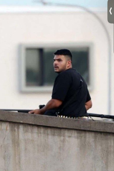 Identifican a responsables del tiroteo en la playa de Bondi durante celebración de Janucá en Sídney