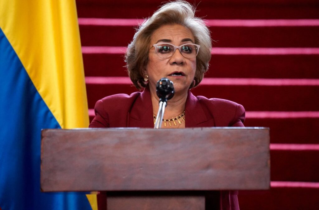 EE. UU. aprueba visa provisional a la canciller Rosa Villavicencio antes de histórica reunión Petro-Trump