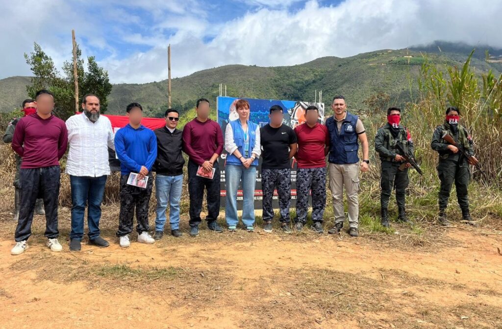 Liberados los cinco policías secuestrados por el ELN en Tibú