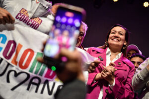 CNE avala candidaturas de Carolina Corcho y ‘Lalis’, pero mantiene tensión política con decisiones sobre listas del Pacto Histórico