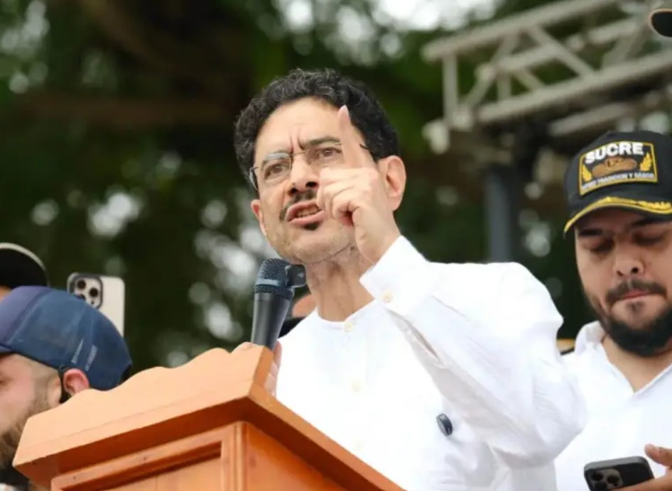 Iván Cepeda advierte que irá a primera vuelta si CNE le impide participar en consulta del Frente por la Vida