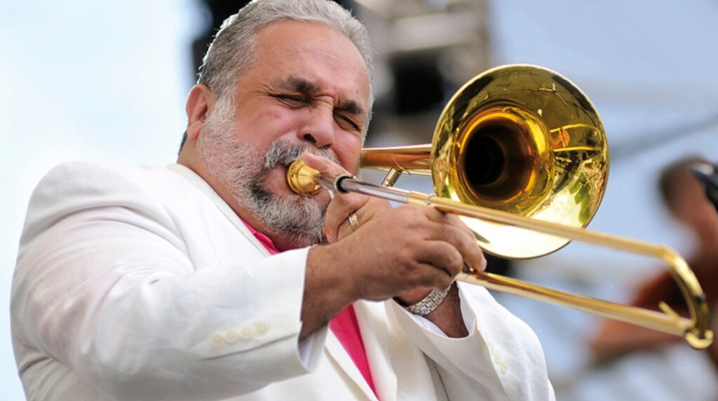 Willie Colón, leyenda de la salsa urbana, muere a los 75 años