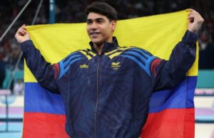 Así fue como Ángel Barajas ganó la medalla de plata en barra fija de la Copa del Mundo de Alemania