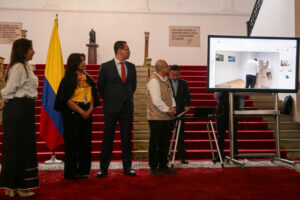 Elecciones 2026: más de 1,2 millones de colombianos comienzan a votar en el exterior para Congreso y consultas presidenciales