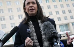 María Corina Machado anuncia regreso a Venezuela y asegura que la transición democrática “ya es indetenible”