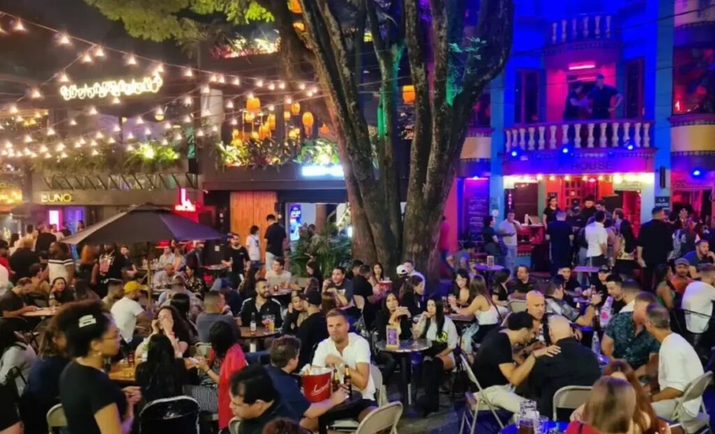 Medellín entre las 50 mejores ciudades para irse de rumba en el mundo