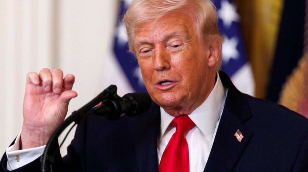 Trump amenaza con "tomar" o "liberar" a Cuba: ¿Nueva escalada en las tensiones entre EE.UU. y La Habana?