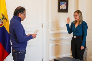 Cielo Rusinque sería reenganchada en la SIC pese a la anulación de su nombramiento por el Consejo de Estado