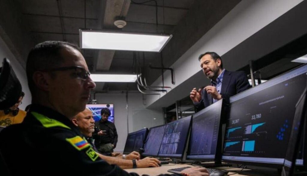 Bogotá refuerza su seguridad con cámaras de inteligencia artificial y vigilancia 24 horas