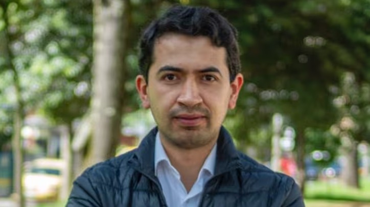 Daniel Briceño: El tercer congresista más votado de la historia en Colombia