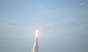 ¡Artemis II despegó con éxito! La NASA marca un hito histórico en la vuelta a la Luna con su primera misión tripulada en 50 años