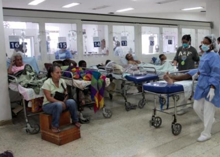 Declaran emergencia hospitalaria en Medellín por colapso del sistema de salud: EPS adeudan $2,157 billones