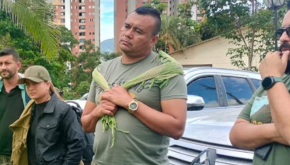 Petro advierte a alias "Calarcá": sin cumplimiento de acuerdos, no habrá paz y replantea estrategia de Gobierno