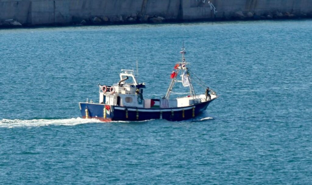 Tres colombianos entre los 175 activistas detenidos por Israel cuando llevaban ayuda a Gaza