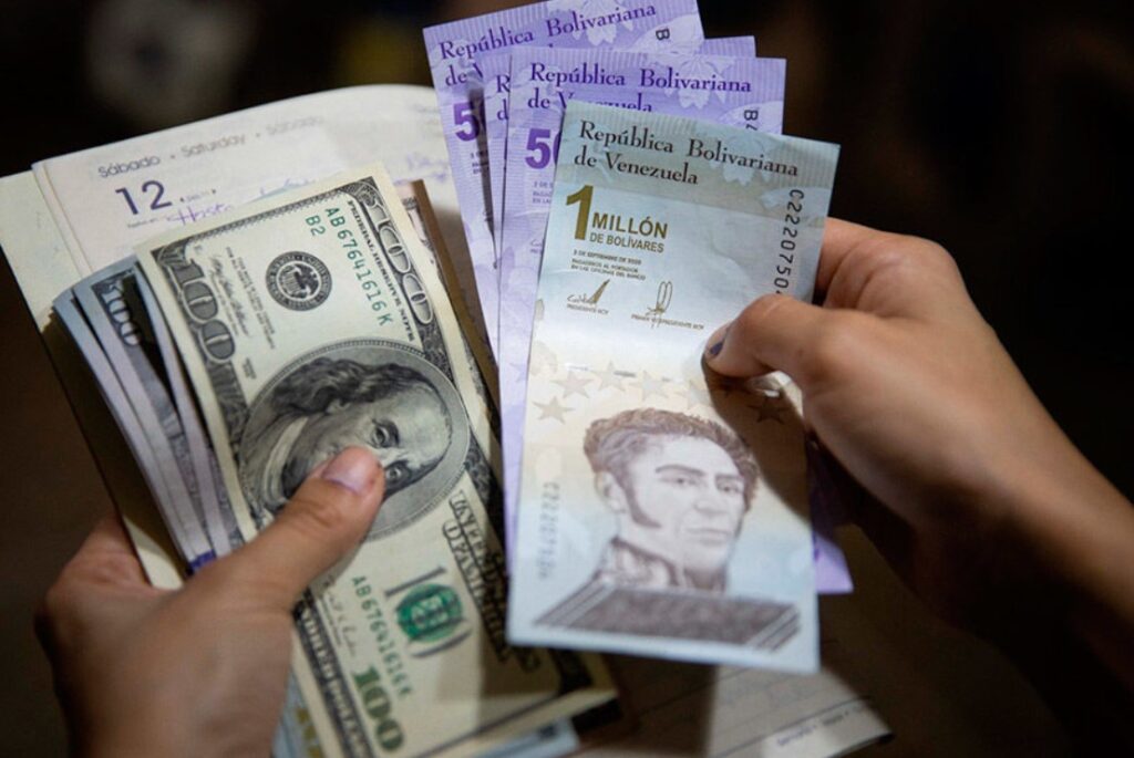 Venezuela aumenta salario mínimo a 240 dólares ¿Suficiente para vivir en medio de la crisis?
