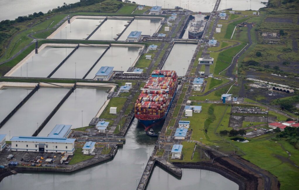 Adoptan medidas en el Canal de Panamá para mitigar impacto de El Niño