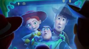 ¡Toy Story 5 arrasa en Londres! Woody, Buzz y Jessie desatan la nostalgia en el estreno mundial