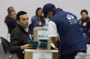 Defensoría alerta por deterioro del debate electoral y advierte nivel crítico de cumplimiento democrático en campaña presidencial