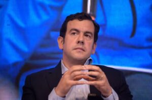 Inicia la transición hacia la era De la Espriella: empalme comienza por el Ministerio del Interior