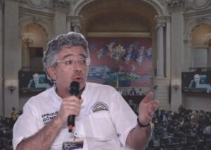 Enrique Gómez denuncia que solo el 5% de los derechos de petición han sido respondidos por el Gobierno Petro