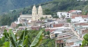 Bombardeo en San Calixto, Norte de Santander, deja tres campesinos heridos y provoca nuevos desplazamientos