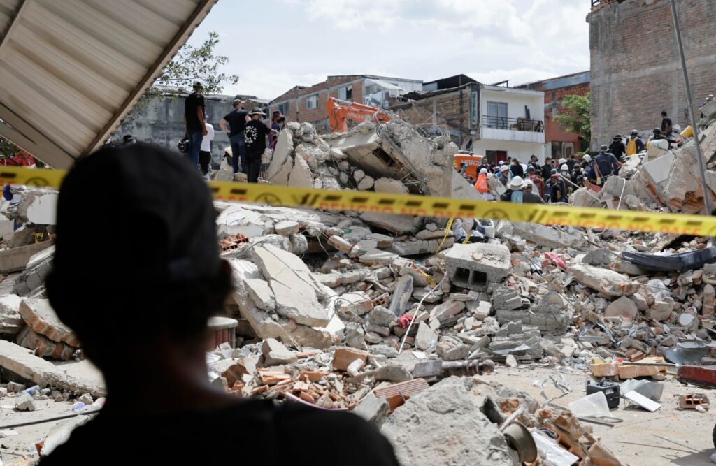 Terremoto en Colombia: cifra sube a 265 muertos y Gobierno anuncia emergencia económica para atender la crisis