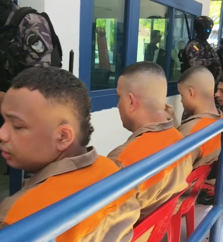 Al estilo Bukele: así fue el traslado a Bogotá de 20 reclusos considerados de alto poder criminal que estaban en Barranquilla