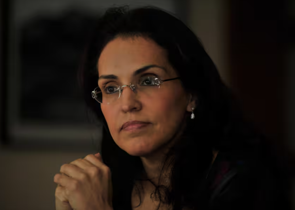 Por 'una situación personal', Viviane Morales sale del Ministerio de Educación