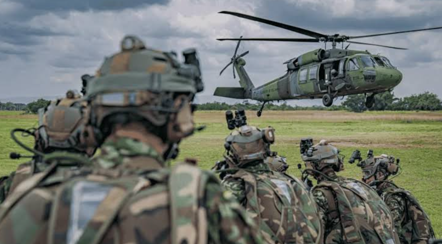 Gobierno apelará fallo que ordena suspender bombardeos ante presencia de menores reclutados