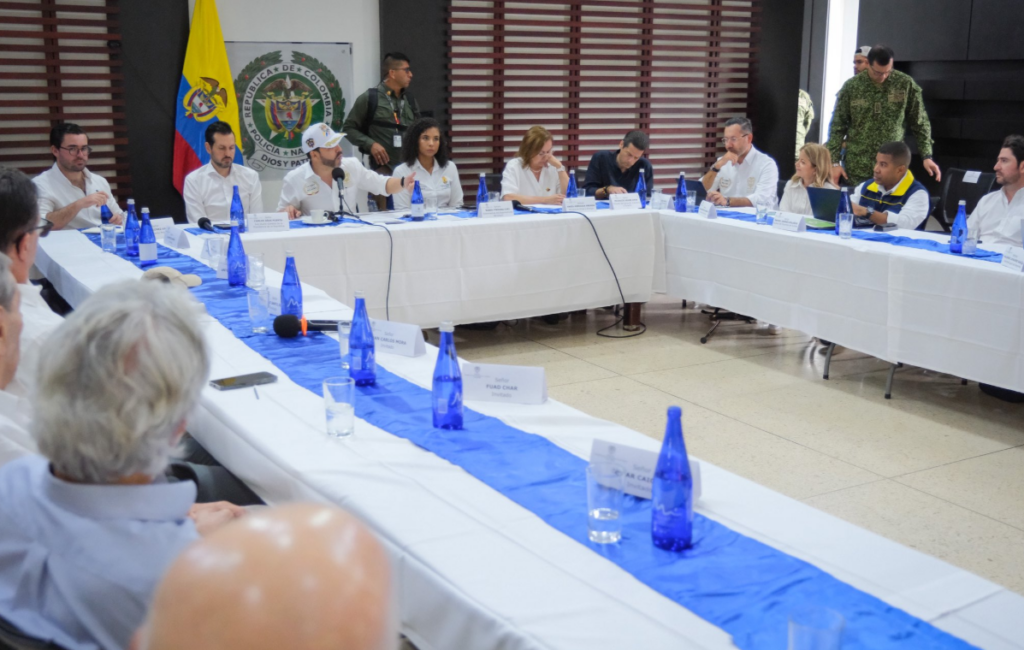 Abelardo de la Espriella anuncia en Chocó un plan de inversiones con empresarios para la reconstrucción del departamento