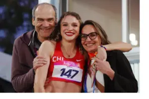 De madre a hija: 32 años después, Martina Weil batió el récord de Ximena Restrepo en los 400 metros de los Suramericanos