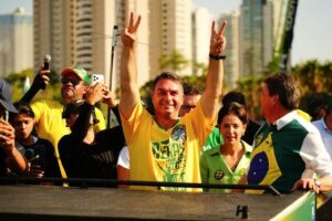 Bolsonaro pide anular elecciones mientras su partido reconoce triunfo de Lula