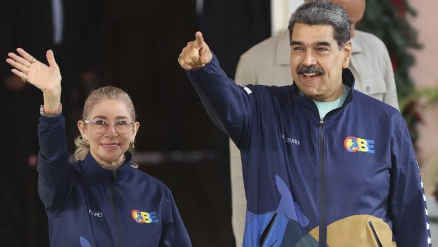 Maduro y Flores serían acusados de delitos de tortura contra ciudadanos estadounidenses